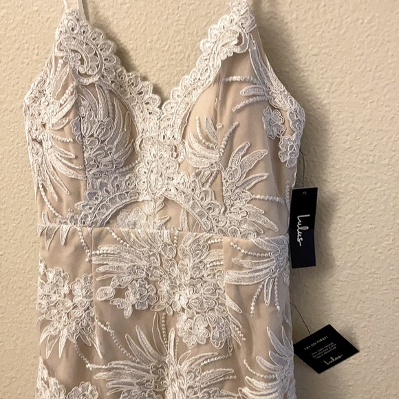 New with tags. Lulu dress size Small. - Picture 4 of 9